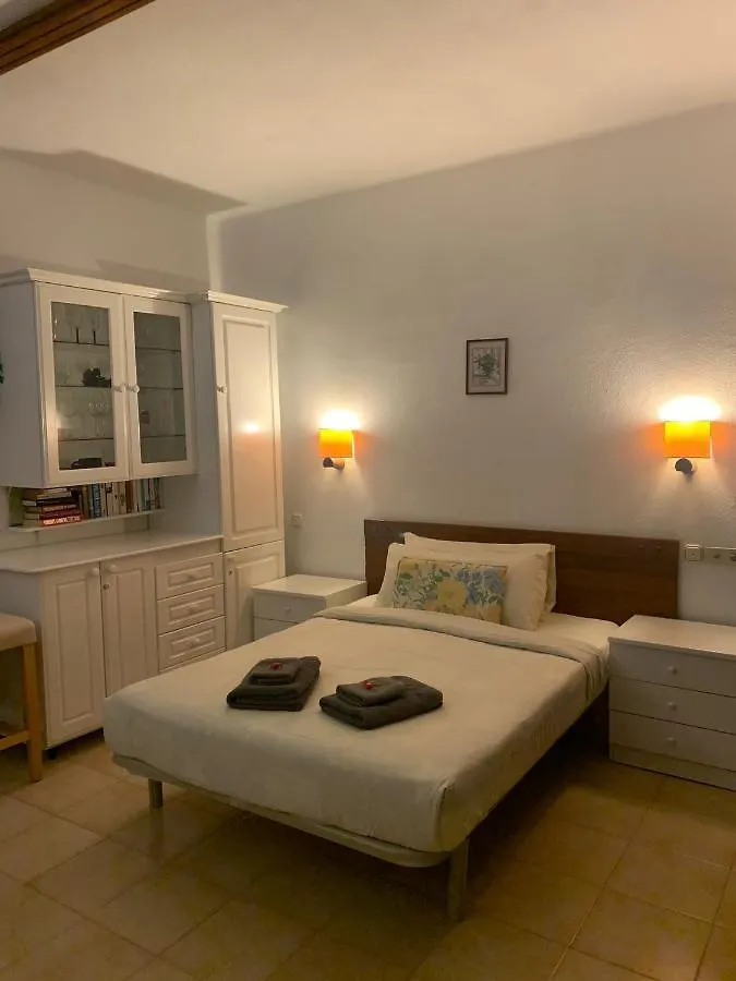Aphotel Paraiso Del Sur: Seaside Retreat with City Center Convenience Costa Adeje