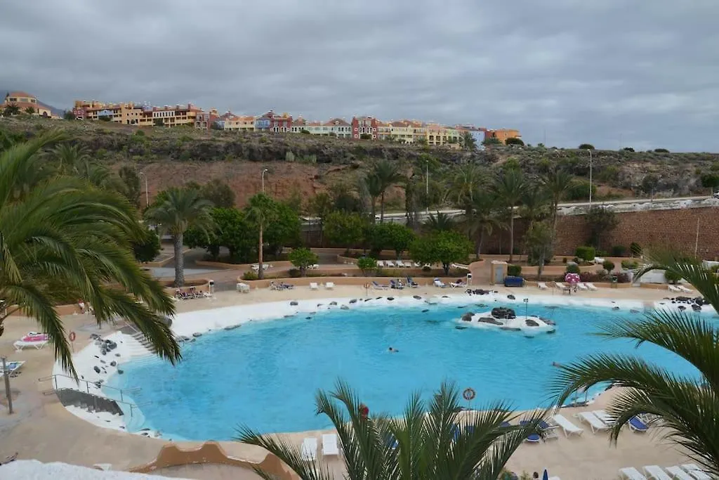 Aphotel Paraiso Del Sur: Seaside Retreat with City Center Convenience Costa Adeje  Apartment Costa Adeje (Tenerife)